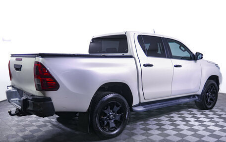 Toyota Hilux VIII, 2020 год, 4 290 000 рублей, 5 фотография