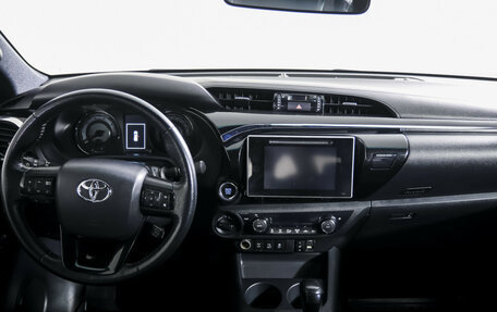 Toyota Hilux VIII, 2020 год, 4 290 000 рублей, 15 фотография
