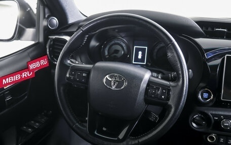 Toyota Hilux VIII, 2020 год, 4 290 000 рублей, 17 фотография