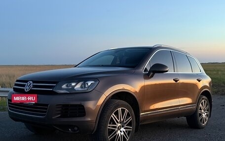 Volkswagen Touareg III, 2011 год, 2 050 000 рублей, 7 фотография