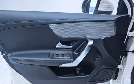 Mercedes-Benz A-Класс, 2023 год, 1 550 000 рублей, 12 фотография
