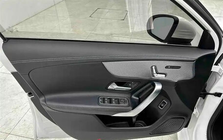 Mercedes-Benz A-Класс, 2023 год, 1 599 000 рублей, 19 фотография