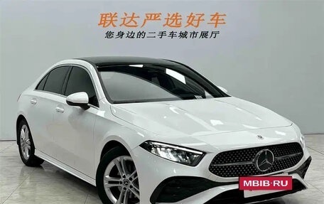 Mercedes-Benz A-Класс, 2023 год, 1 599 000 рублей, 2 фотография