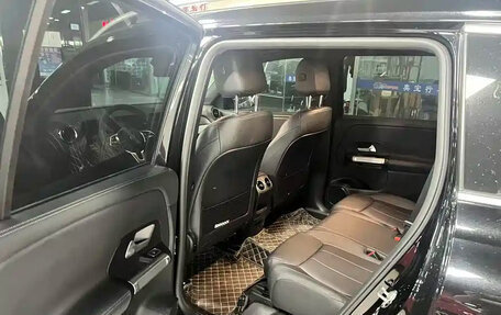Mercedes-Benz GLB, 2023 год, 2 300 000 рублей, 10 фотография