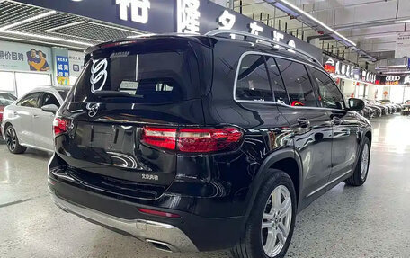 Mercedes-Benz GLB, 2022 год, 2 400 000 рублей, 4 фотография