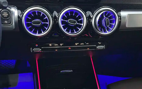 Mercedes-Benz GLB, 2022 год, 2 400 000 рублей, 14 фотография