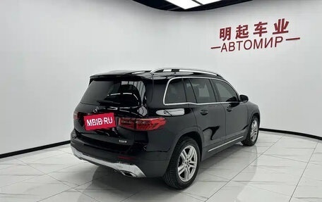 Mercedes-Benz GLB, 2023 год, 2 350 000 рублей, 4 фотография