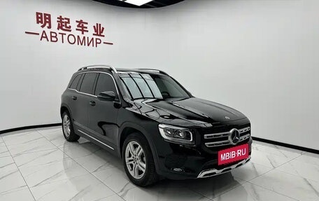 Mercedes-Benz GLB, 2023 год, 2 350 000 рублей, 2 фотография