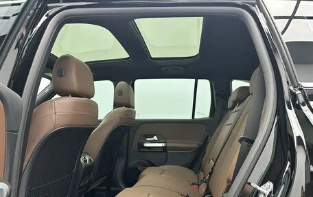 Mercedes-Benz GLB, 2023 год, 2 350 000 рублей, 14 фотография