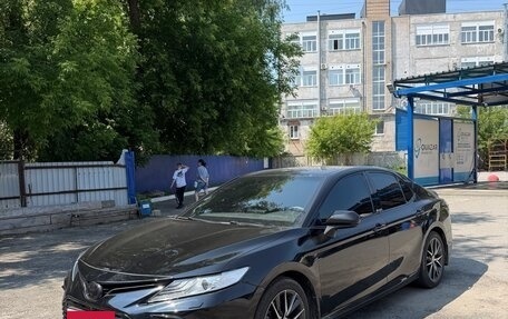 Toyota Camry, 2021 год, 3 500 000 рублей, 1 фотография