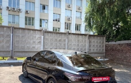Toyota Camry, 2021 год, 3 500 000 рублей, 8 фотография