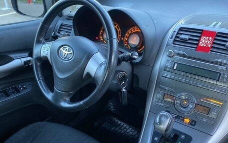 Toyota Auris II, 2008 год, 700 000 рублей, 8 фотография