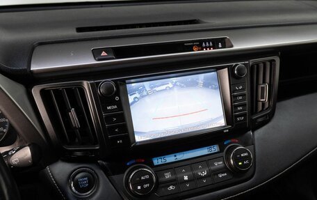 Toyota RAV4, 2018 год, 2 250 000 рублей, 22 фотография