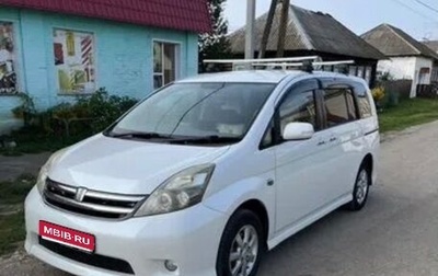 Toyota ISis I, 2008 год, 1 050 000 рублей, 1 фотография