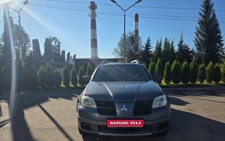Mitsubishi Outlander III рестайлинг 3, 2005 год, 369 000 рублей, 1 фотография
