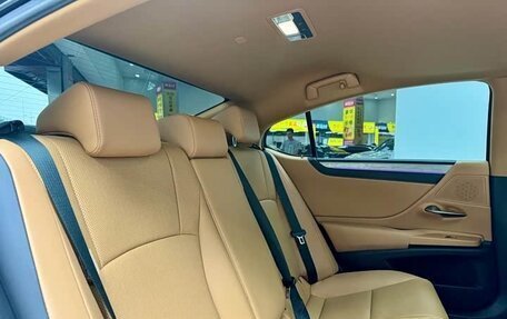 Lexus ES VII, 2025 год, 4 040 202 рублей, 2 фотография