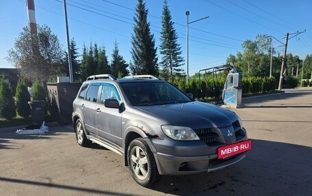Mitsubishi Outlander III рестайлинг 3, 2005 год, 369 000 рублей, 2 фотография