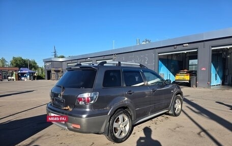 Mitsubishi Outlander III рестайлинг 3, 2005 год, 369 000 рублей, 4 фотография