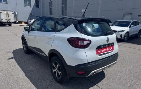 Renault Kaptur I рестайлинг, 2021 год, 1 577 000 рублей, 2 фотография