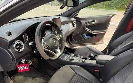 Mercedes-Benz CLA, 2015 год, 2 500 000 рублей, 3 фотография