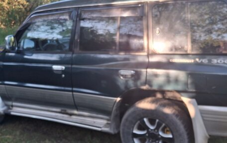 Mitsubishi Pajero III рестайлинг, 1999 год, 649 000 рублей, 3 фотография