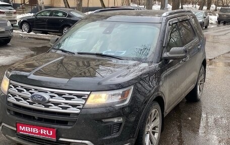 Ford Explorer VI, 2018 год, 2 250 000 рублей, 1 фотография