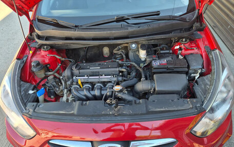 Hyundai Solaris II рестайлинг, 2012 год, 610 000 рублей, 4 фотография