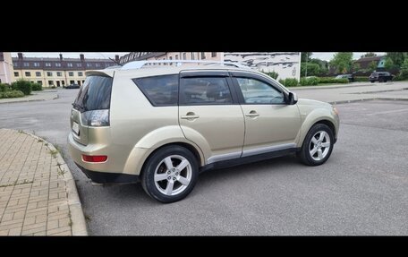 Mitsubishi Outlander III рестайлинг 3, 2008 год, 1 150 000 рублей, 4 фотография