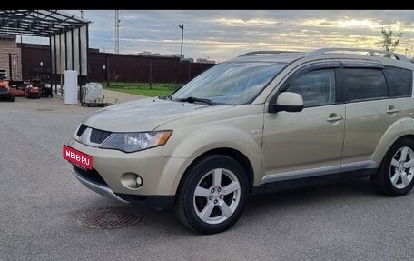 Mitsubishi Outlander III рестайлинг 3, 2008 год, 1 150 000 рублей, 15 фотография