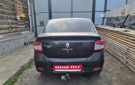 Renault Logan II, 2015 год, 280 000 рублей, 2 фотография