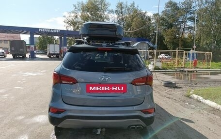 Hyundai Santa Fe III рестайлинг, 2017 год, 1 900 000 рублей, 2 фотография