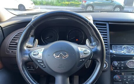 Infiniti FX II, 2012 год, 2 000 000 рублей, 14 фотография