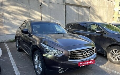 Infiniti FX II, 2012 год, 2 000 000 рублей, 2 фотография