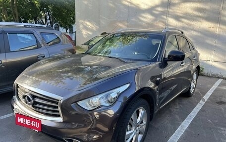 Infiniti FX II, 2012 год, 2 000 000 рублей, 10 фотография