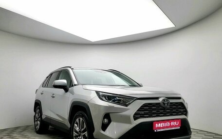 Toyota RAV4, 2020 год, 3 559 000 рублей, 1 фотография