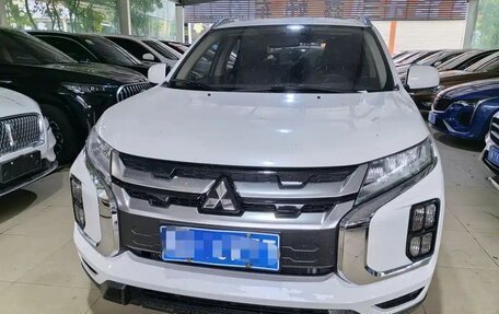 Mitsubishi ASX I рестайлинг, 2022 год, 1 600 000 рублей, 2 фотография