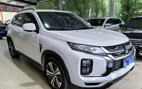 Mitsubishi ASX I рестайлинг, 2022 год, 1 600 000 рублей, 3 фотография