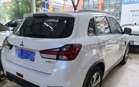 Mitsubishi ASX I рестайлинг, 2022 год, 1 600 000 рублей, 4 фотография
