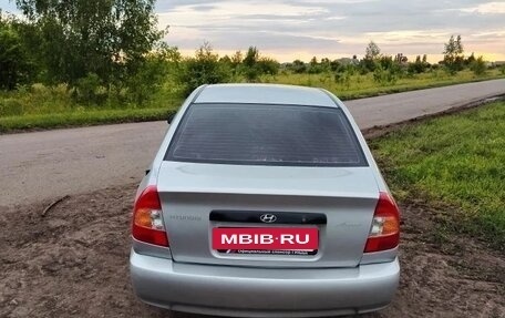 Hyundai Accent II, 2003 год, 350 000 рублей, 3 фотография
