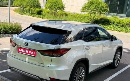 Lexus RX IV рестайлинг, 2022 год, 6 900 000 рублей, 12 фотография