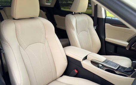 Lexus RX IV рестайлинг, 2022 год, 6 900 000 рублей, 28 фотография