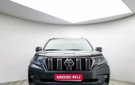 Toyota Land Cruiser Prado 150 рестайлинг 2, 2020 год, 5 597 000 рублей, 2 фотография