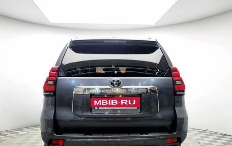 Toyota Land Cruiser Prado 150 рестайлинг 2, 2020 год, 5 597 000 рублей, 6 фотография