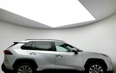 Toyota RAV4, 2020 год, 3 559 000 рублей, 8 фотография