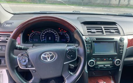 Toyota Camry, 2014 год, 1 400 000 рублей, 4 фотография
