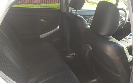Toyota Prius, 2012 год, 1 200 000 рублей, 11 фотография