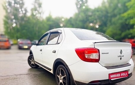 Renault Logan II, 2018 год, 600 000 рублей, 9 фотография