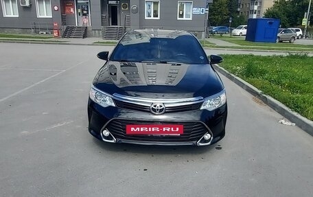 Toyota Camry, 2016 год, 2 650 000 рублей, 11 фотография