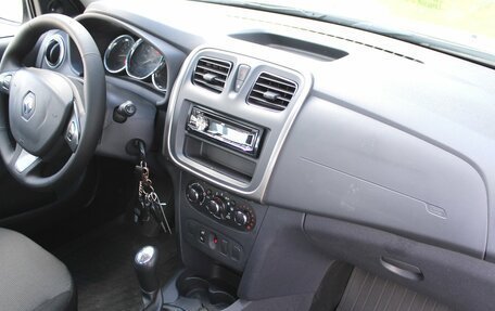 Renault Sandero II рестайлинг, 2016 год, 760 000 рублей, 7 фотография