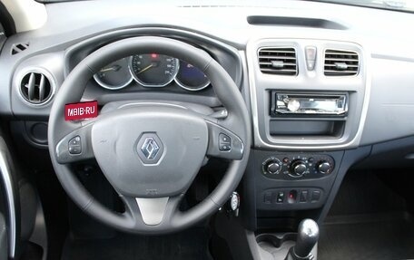 Renault Sandero II рестайлинг, 2016 год, 760 000 рублей, 8 фотография